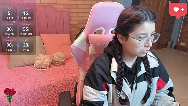 Amy joones online show from July 2026 10:57:02 AM