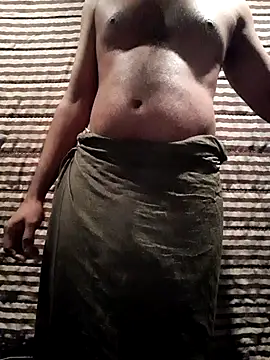 Snapshot of Malluk7 chatting on November 2025 08:12:01 PM Malluk7 online show from November 2025 08:12:01 PM