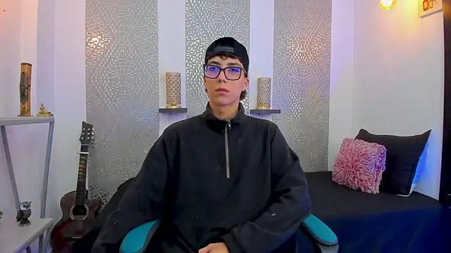 Nikolay Gregori online show from February 2025 04:15:01 AM