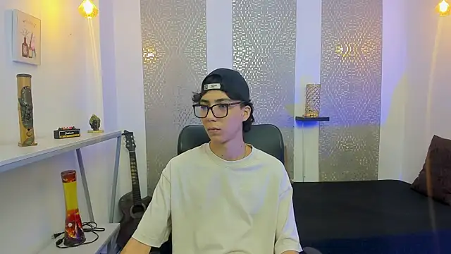 Nikolay Gregori online show from October 2025 04:13:01 AM