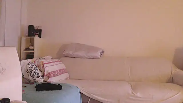 Snapshot of fragrance72 chatting on February 2026 05:17:02 PM fragrance72 online show from February 2026 05:17:02 PM