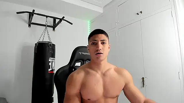 dan01  online show from April 2026 06:02:02 AM