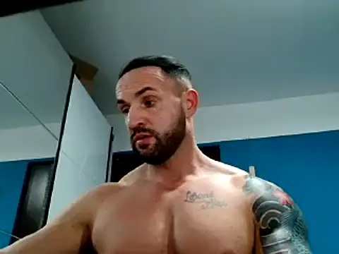 Magnificmuscles89 online show from February 2025 08:06:02 PM