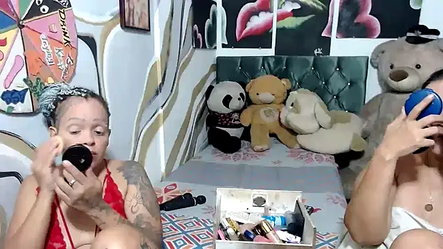 Snapshot of manzanahot9 chatting on October 2025 07:11:02 PM manzanahot9 online show from October 2025 07:11:02 PM