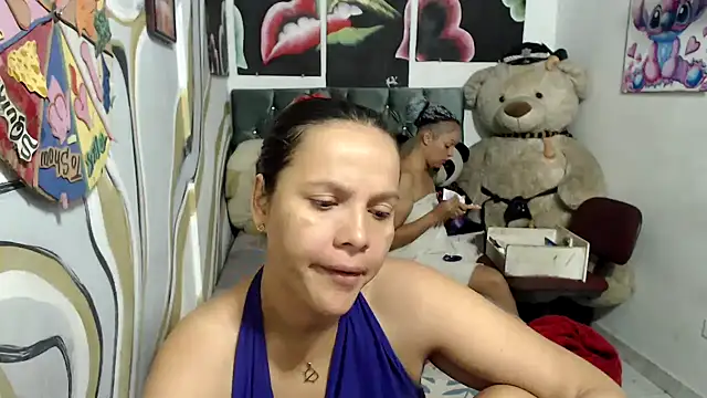 Snapshot of manzanahot9 chatting on November 2025 12:26:01 PM manzanahot9 online show from November 2025 12:26:01 PM