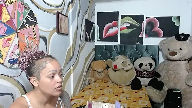 Snapshot of manzanahot9 chatting on January 2026 06:55:02 PM manzanahot9 online show from January 2026 06:55:02 PM