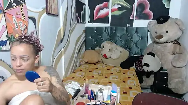 Snapshot of manzanahot9 chatting on January 2026 07:27:01 PM manzanahot9 online show from January 2026 07:27:01 PM