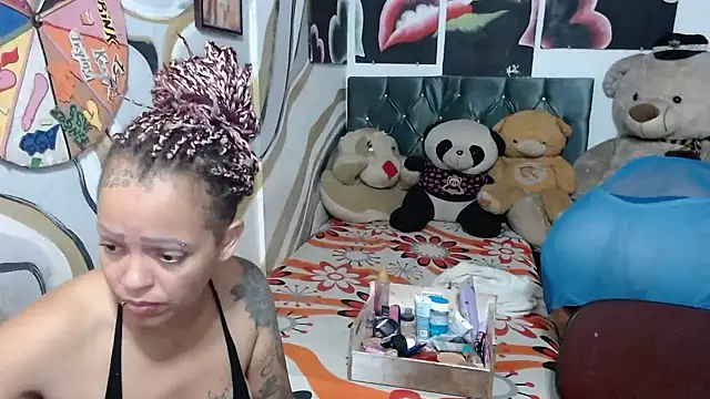 Snapshot of manzanahot9 chatting on January 2026 06:57:01 PM manzanahot9 online show from January 2026 06:57:01 PM