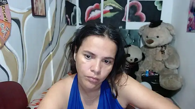 Snapshot of manzanahot9 chatting on February 2026 02:13:01 PM manzanahot9 online show from February 2026 02:13:01 PM