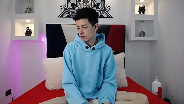 MaikCarver online show from February 2025 04:15:02 AM