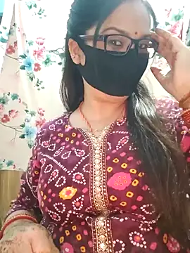 Snapshot of Aishwaryaa_69 chatting on October 2025 03:57:02 PM Aishwaryaa 69 online show from October 2025 03:57:02 PM