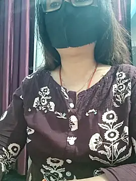 Aishwaryaa 69 online show from December 2025 07:39:01 AM