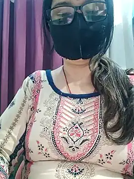 Aishwaryaa 69 online show from April 2026 03:10:02 PM