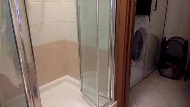 Gladiator 3 online show from February 2025 12:03:02 PM