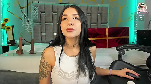 Leiaa  online show from December 2024 05:31:01 AM