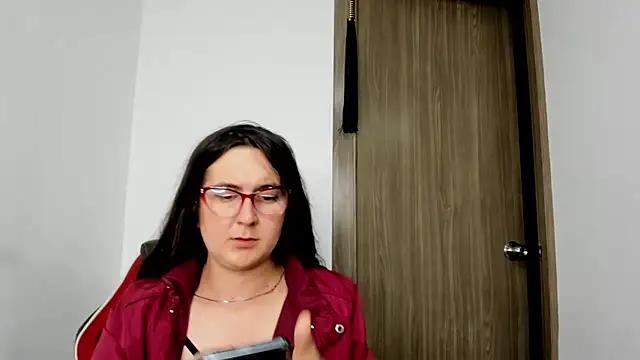 Snapshot of Sweet-Suck69 chatting on March 2025 06:44:01 AM Sweet-Suck69 online show from March 2025 06:44:01 AM