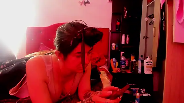 Snapshot of Sweet-Suck69 chatting on November 2025 04:22:01 PM Sweet-Suck69 online show from November 2025 04:22:01 PM