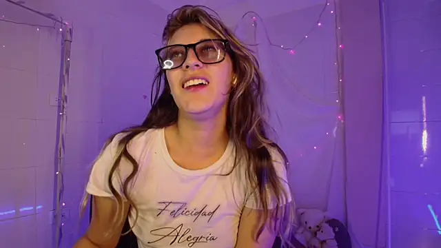 Giia paiige18 online show from October 2025 01:47:02 AM