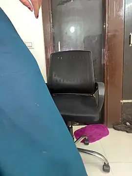 Snapshot of Cute-Russian chatting on February 2025 04:14:02 AM Cute-Russian online show from February 2025 04:14:02 AM