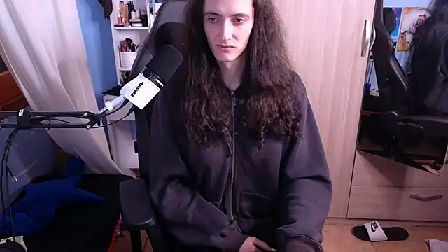 Snapshot of MemiKouki chatting on January 2025 05:37:02 PM MemiKouki online show from January 2025 05:37:02 PM