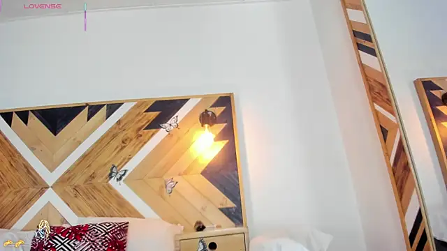 Kathaleiya Ozz online show from November 2025 07:40:02 PM