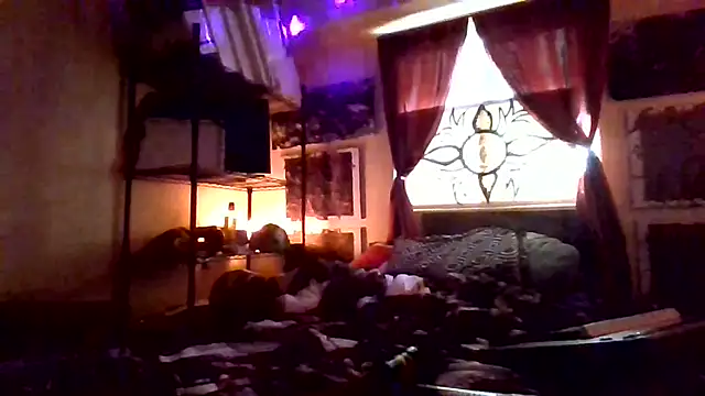 Mic Oxinner online show from November 2025 05:55:02 PM