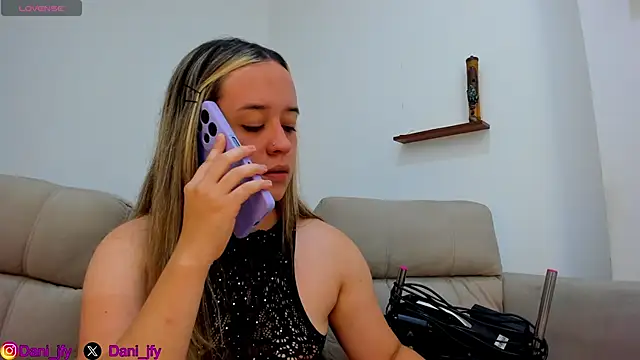 Dani javi online show from December 2025 12:29:01 AM