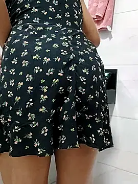 melissa 35  online show from October 2025 05:58:02 PM