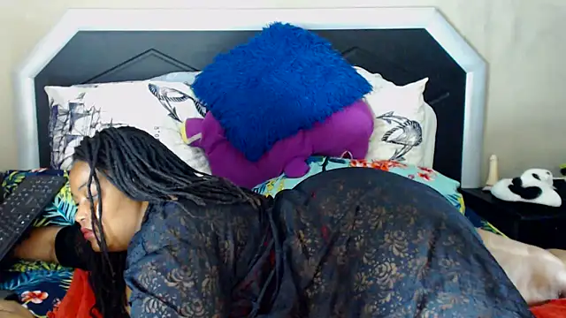 Snapshot of Bulkyyass chatting on March 2025 03:27:01 PM Bulkyyass online show from March 2025 03:27:01 PM