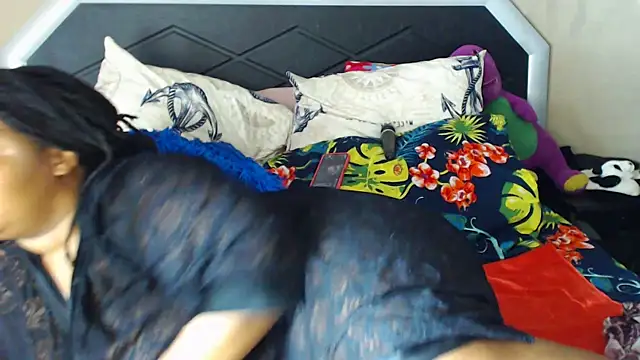 Snapshot of Bulkyyass chatting on October 2025 05:29:01 AM Bulkyyass online show from October 2025 05:29:01 AM