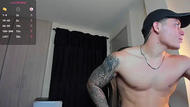 Snapshot of _joansoto chatting on March 2025 03:06:01 PM  joansoto online show from March 2025 03:06:01 PM