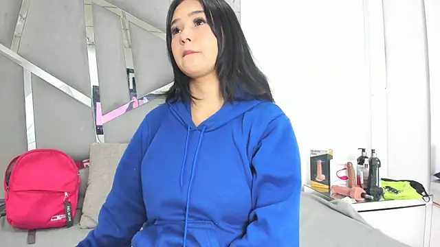 Catherinee69 x online show from October 2025 03:48:01 AM