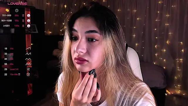 DarlaLike online show from December 2024 04:44:02 AM