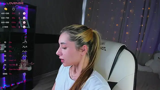 DarlaLike online show from March 2025 06:58:02 AM