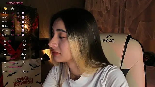 DarlaLike online show from October 2025 03:51:02 AM