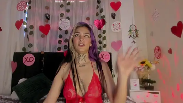 Snapshot of party-naugthysex chatting on February 2025 05:15:01 PM party-naugthysex online show from February 2025 05:15:01 PM