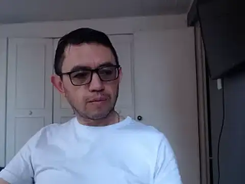 Snapshot of Diptongo chatting on January 2025 02:19:01 PM Diptongo online show from January 2025 02:19:01 PM