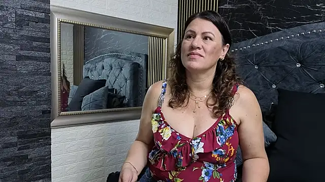 charlotte  G online show from March 2026 11:05:02 AM