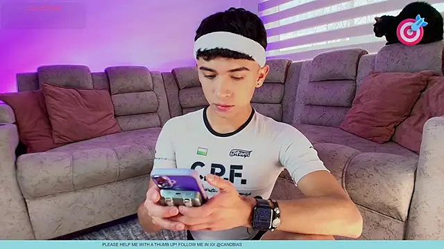 Snapshot of Niico_Cruz chatting on September 2025 06:30:01 PM Niico Cruz online show from September 2025 06:30:01 PM