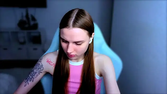 Snapshot of StellaLawless chatting on October 2025 12:50:02 PM StellaLawless online show from October 2025 12:50:02 PM