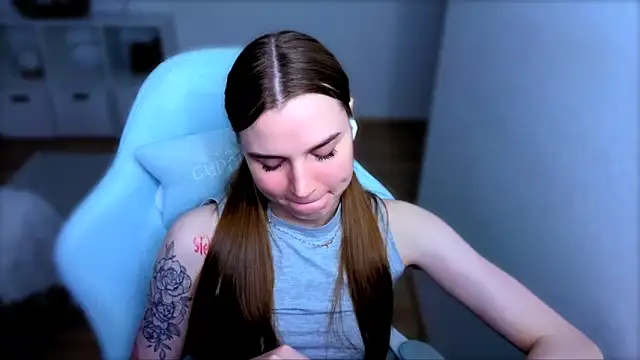 Snapshot of StellaLawless chatting on November 2025 03:01:01 AM StellaLawless online show from November 2025 03:01:01 AM