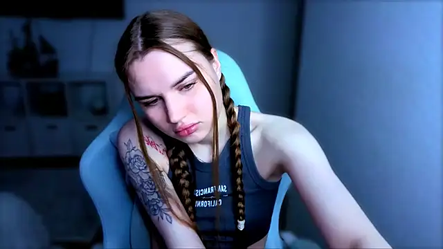 Snapshot of StellaLawless chatting on November 2025 08:33:02 PM StellaLawless online show from November 2025 08:33:02 PM