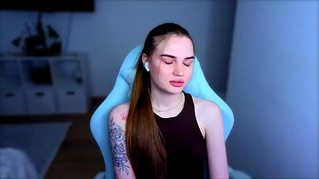 Snapshot of StellaLawless chatting on December 2025 07:43:02 PM StellaLawless online show from December 2025 07:43:02 PM