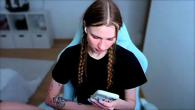 Snapshot of StellaLawless chatting on February 2026 11:00:01 AM StellaLawless online show from February 2026 11:00:01 AM