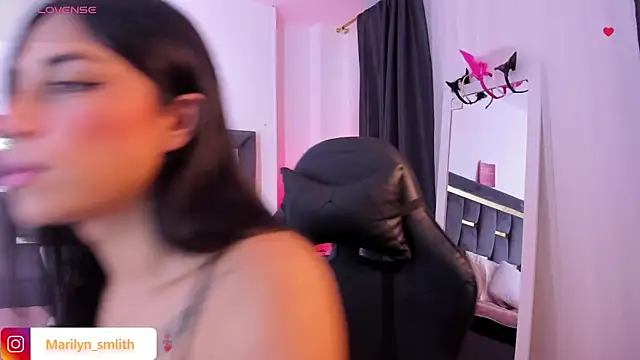 Snapshot of MarilynSmIith chatting on November 2025 12:56:01 PM MarilynSmIith online show from November 2025 12:56:01 PM