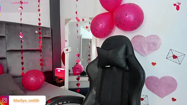 MarilynSmIith online show from February 2026 12:01:01 PM