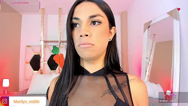 MarilynSmIith online show from April 2026 12:17:02 PM