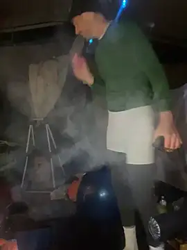 Snapshot of TheOnlyTwinTowers chatting on December 2024 08:34:02 AM TheOnlyTwinTowers online show from December 2024 08:34:02 AM