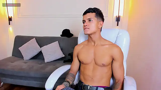 Paradise boy s online show from November 2025 09:03:01 PM