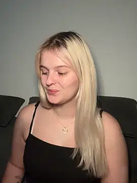 Allylove03 online show from February 2026 03:29:02 PM